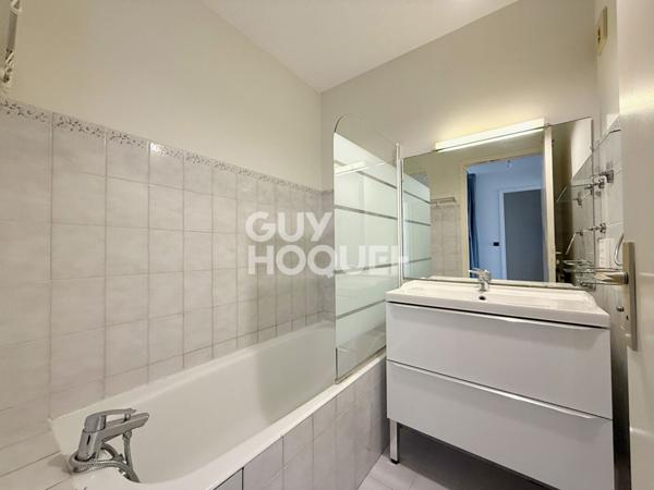 BIARRITZ CENTRE : vie à pied, lumineux T4 de 106 m² en triplex - 2 balcons