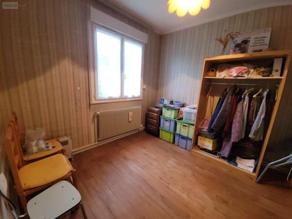 Maison à vendre à Cloyes-les-Trois-Rivières dans l'Eure-et-Loir (28220), ref : JS/949