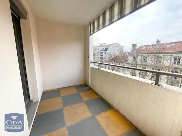 Appartement à louer 3 pièces 82.98m² Villeurbanne (69100)
