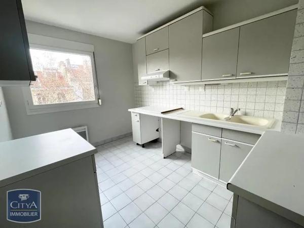 Appartement à louer 3 pièces 82.98m² Villeurbanne (69100)