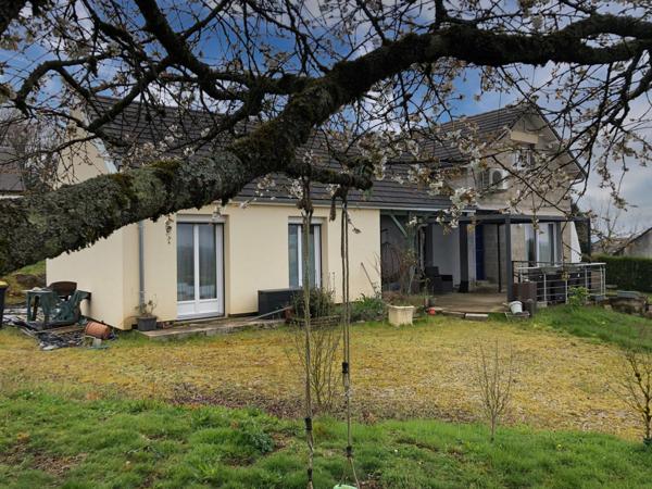Maison à EYBURIE, 19140 - 5 pièces 110m²