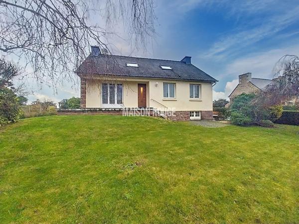 Maison familiale 125 m² avec 4 chambres, sous-sol total et jardin à Plouha