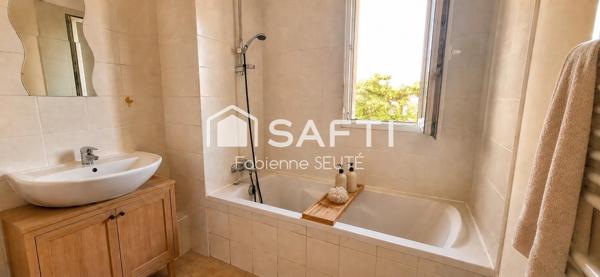 villa 4 pièces 83 m2, 3 chambres, parking
