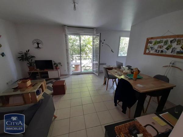 Appartement à louer 2 pièces 47.53m²