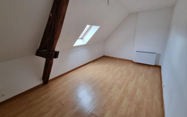 Immeuble à vendre    7 pièces •  Parsac
