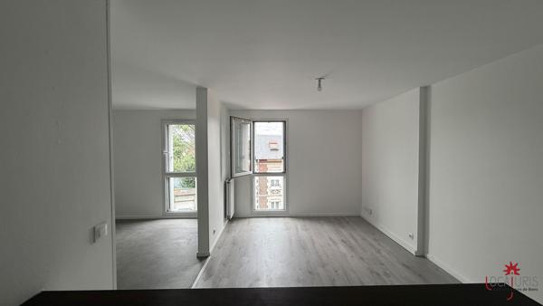 Appartement 2 pièces - NOGENT SUR OISE (60180)