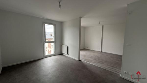 Appartement 2 pièces - NOGENT SUR OISE (60180)