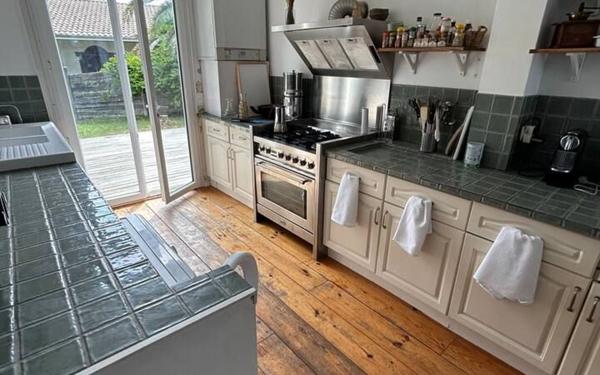 Maison à vendre    5 pièces •  Seignosse