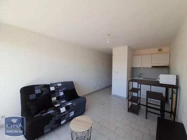 Appartement à louer 1 pièce 21.21m² Nîmes (30900)