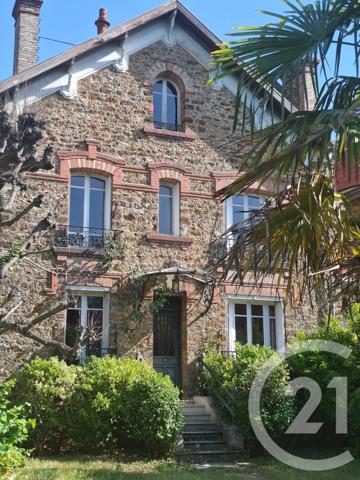 Maison à vendre  7 pièces - 151,06 m 2   LA VARENNE ST HILAIRE  - 94