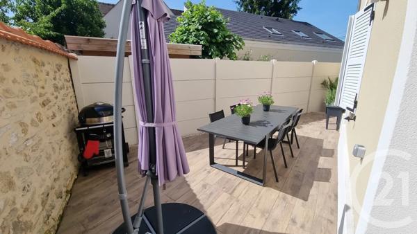 Maison à vendre  7 pièces - 151,06 m 2   LA VARENNE ST HILAIRE  - 94