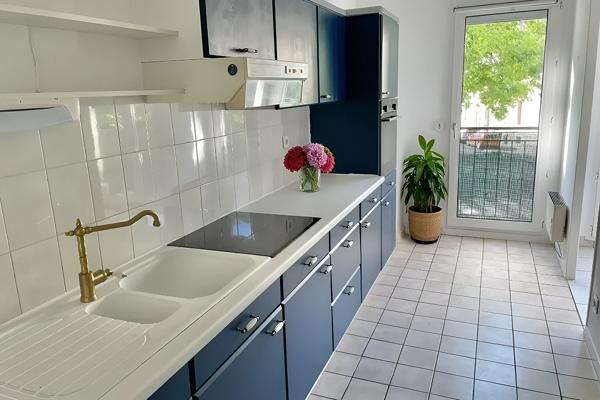 A LOUER - NANTES JARDIN DES PLANTES - Appartement 1 pièce de 25.18 m² (36.99 m² au sol)