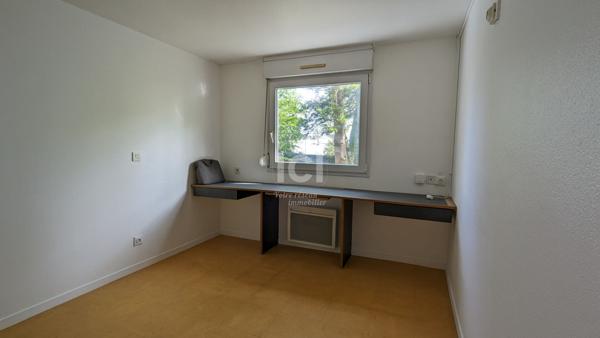 A LOUER - NANTES JARDIN DES PLANTES - Appartement 1 pièce de 25.18 m² (36.99 m² au sol)
