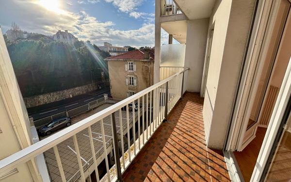 Appartement à vendre    3 pièces • 72 m2 Biarritz