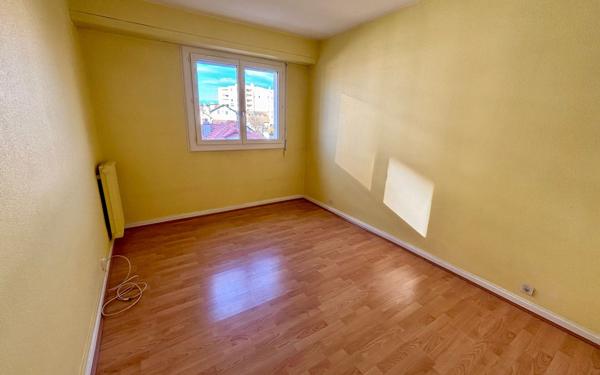 Appartement à vendre    3 pièces • 72 m2 Biarritz