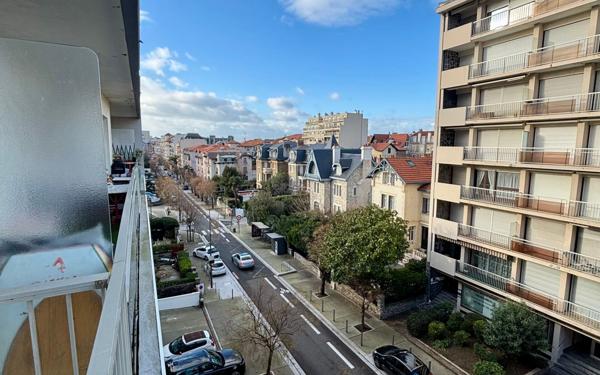 Appartement à vendre    3 pièces • 72 m2 Biarritz