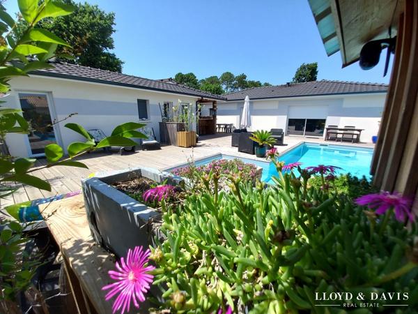Lacanau - Maison contemporaine avec piscine et dépendance