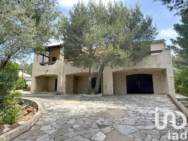 Maison à vendre 6 pièces 185 m² Carnoux-en-Provence