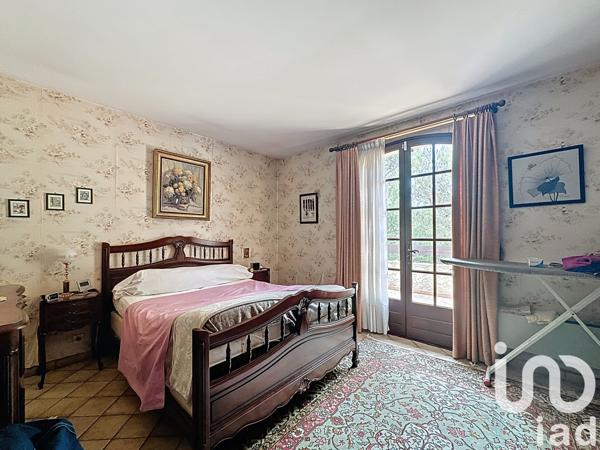 Maison à vendre 6 pièces 185 m² Carnoux-en-Provence