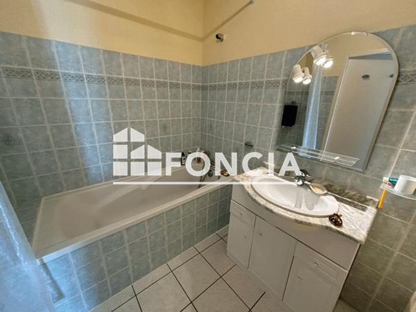 Location Appartement 2 pièces 54.36 m² - 46 RUE DES ENCLOSES Bourg Les Valence 26500