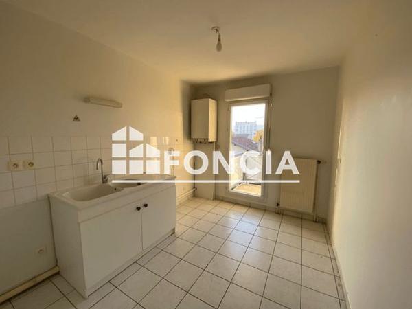 Location Appartement 2 pièces 54.36 m² - 46 RUE DES ENCLOSES Bourg Les Valence 26500