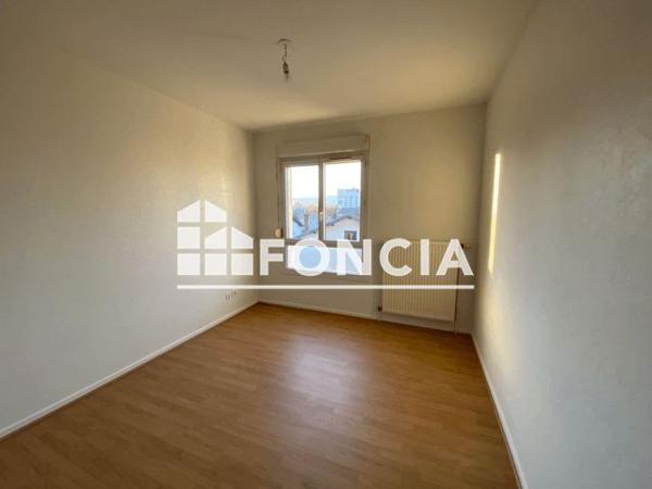 Location Appartement 2 pièces 54.36 m² - 46 RUE DES ENCLOSES Bourg Les Valence 26500