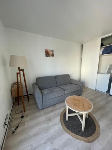 Studio Kremlin-Bicêtre - Centre commercial OKABE