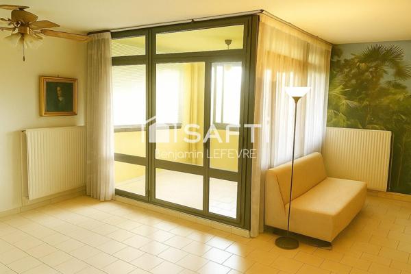 T3 / T4 À RAFRAÎCHIR AVEC LOGGIA