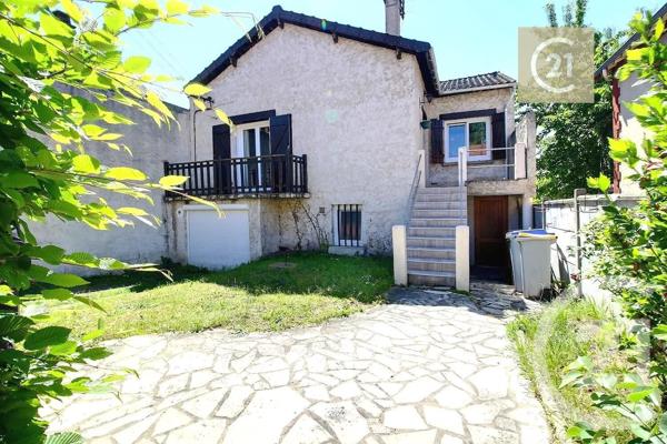 Maison à vendre  5 pièces - 93 m 2   VILLEMOMBLE  - 93