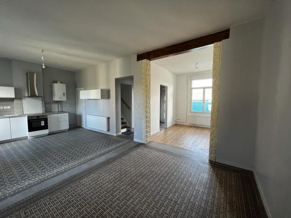 Location Maison90 m² - 2 Pièces - ST POL SUR TERNOISE (62130)