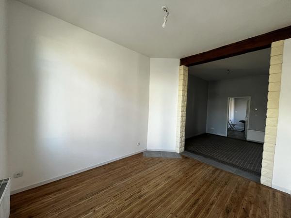 Location Maison90 m² - 2 Pièces - ST POL SUR TERNOISE (62130)