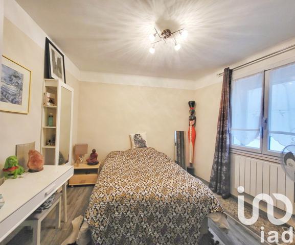 Maison de village 4 pièces de 98 m² à Cuers (83390)