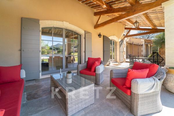 Villa contemporaine haut de gamme avec piscine – Saint-Rémy-de-Provence