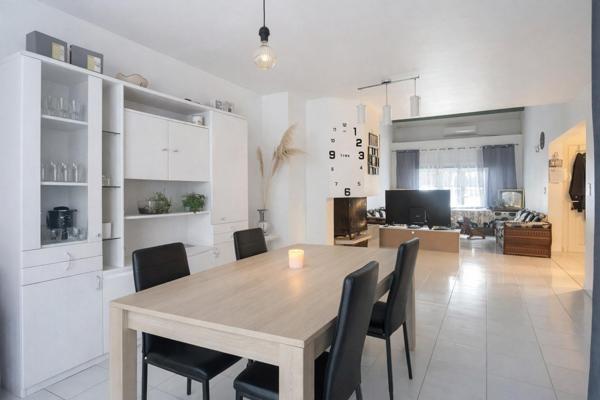 Grand duplex lumineux de 117 m² – 3 chambres & mezzanine – Béziers