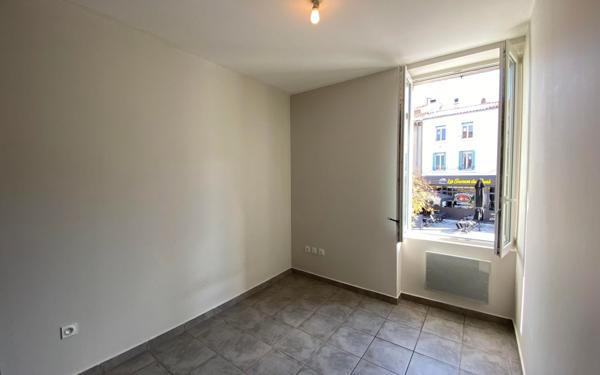 Appartement à vendre    3 pièces • 43,90 m2 Mazamet