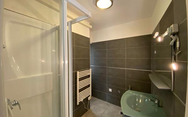 Appartement à vendre    3 pièces • 43,90 m2 Mazamet