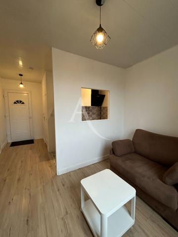 STUDIO MEUBLE - Jonzac Hyper Centre 17,85 m2