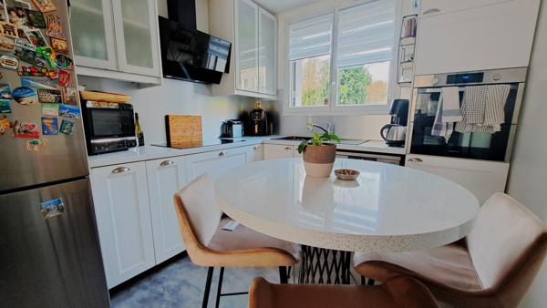 Superbe maison lumineuse 219 m2 - 4 Chambres