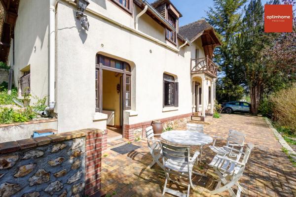 Rare : En plein centre de Bernay, Maison 5 pièces et Terrain à bâtir CU positif et étude G1