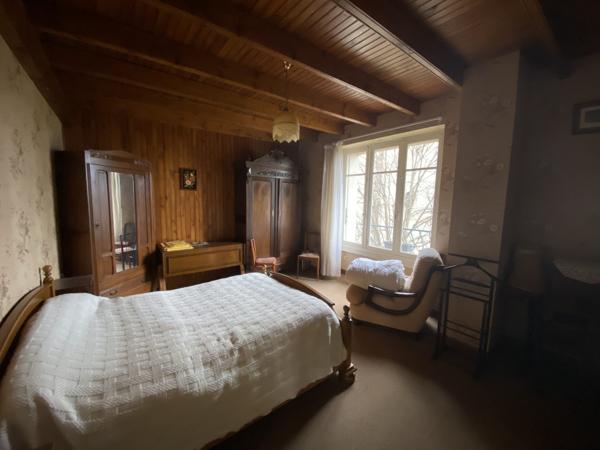 Lauzerte (82110) TARN ET GARONNE LAUZERTE Maison en pierre au village avec petit jardin, grand terrace et jolie vue