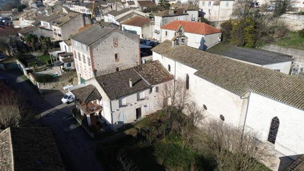 Lauzerte (82110) TARN ET GARONNE LAUZERTE Maison en pierre au village avec petit jardin, grand terrace et jolie vue