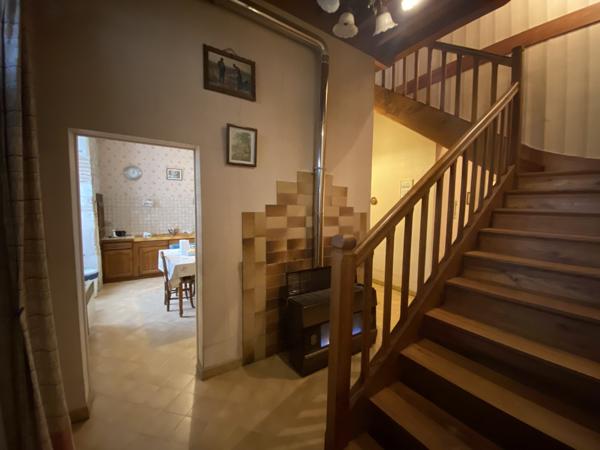 Lauzerte (82110) TARN ET GARONNE LAUZERTE Maison en pierre au village avec petit jardin, grand terrace et jolie vue