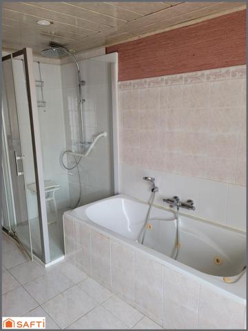 maison 3 chambres avec garage, cour et terrasse