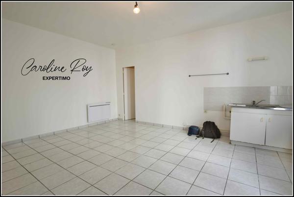 NANTES Proche du centre ville, maison composée de deux logements indépendants actuellement libres.