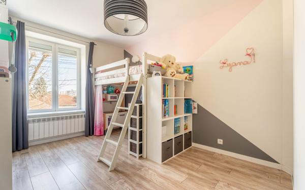 Appartement à vendre    4 pièces • 111 m2 Villefranche-sur-Saône