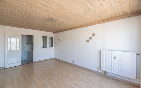 Appartement à vendre    2 pièces • 45,36 m2 Reims