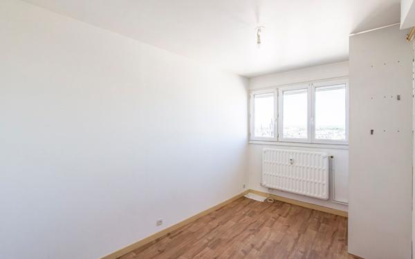 Appartement à vendre    2 pièces • 45,36 m2 Reims