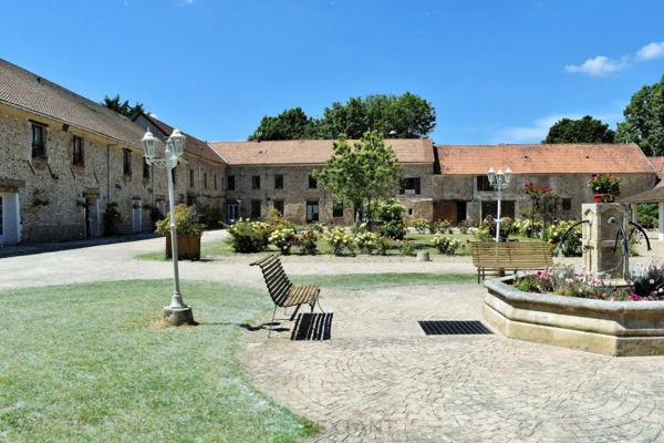 A seulement 45 minutes de Paris