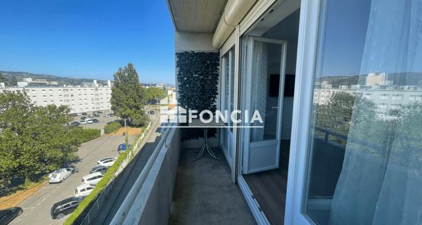 Location Studio meublé 35 m² - Valence 26000