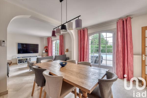 Maison à vendre 8 pièces 169 m² Le Plessis-Trévise